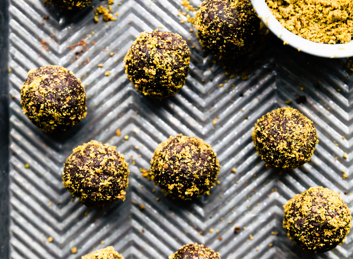 chocolate pistachio protein balls