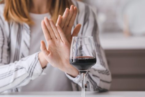 6 Amazing Benefits of Giving Up Wine