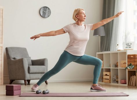 The #1 Daily Balance Workout To Stay Mobile as You Age